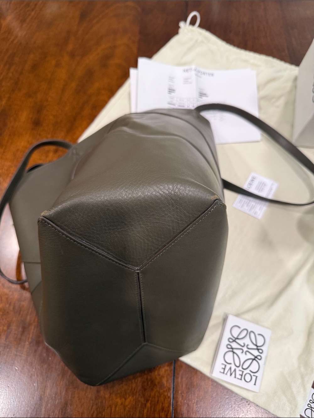 Loewe Medium Puzzle Fold Tote with organizer, receipt, dust bag, & gift bag - Picture 8 of 16